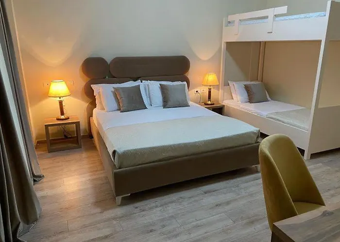 מלון Marbella 4*