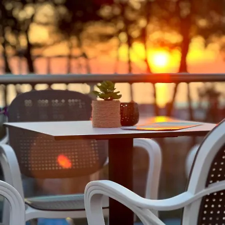 ホテル Marbella