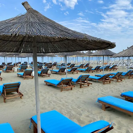 Marbella Голем