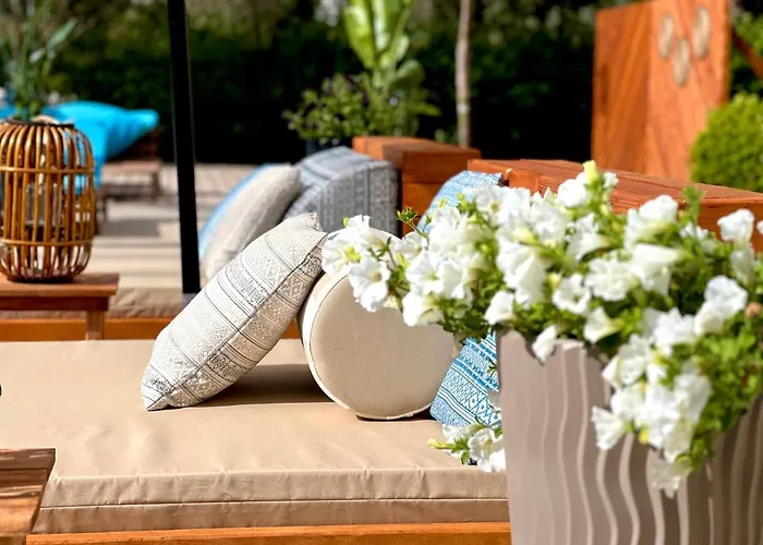 Marbella Hotel Golem (Tirana)