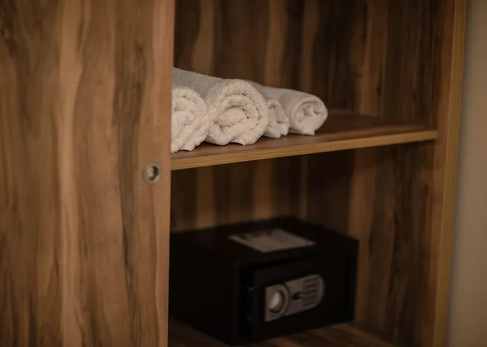 Marbella Hotell Golem (Tirana)